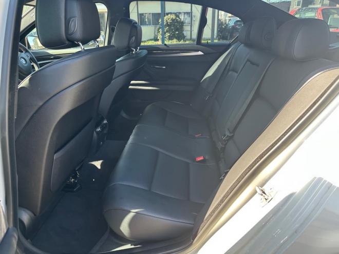 BMW535i Mスポーツパッケージ FR 3000 4Dr