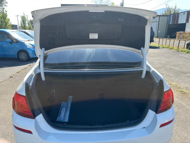 BMW535i Mスポーツパッケージ FR 3000 4Dr
