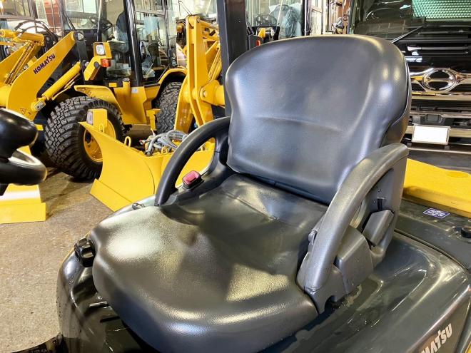 フォークリフトコマツ　中古　FG20C-16　建機