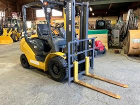 フォークリフト　コマツ　中古　FG20C-16　建機