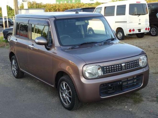 ラパン10thアニバーサリー リミテッド 4WD　禁煙車・シート&ミラーヒーター・1年保証付 660