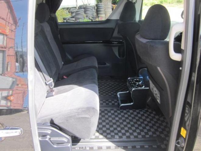 ヴェルファイア2.4 4WD 2400 5Dr
