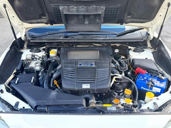 レヴォーグ2.0GT-Sアイサイト 4WD　ローンが不安な方＜優遇ローン＞本州仕入 STIスポイラー　ターボ車　社外ナビ　フルセグTV 4WD
