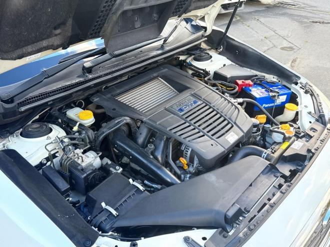 レヴォーグ2.0GT-Sアイサイト 4WD　ローンが不安な方＜優遇ローン＞本州仕入 STIスポイラー　ターボ車　社外ナビ　フルセグTV 4WD