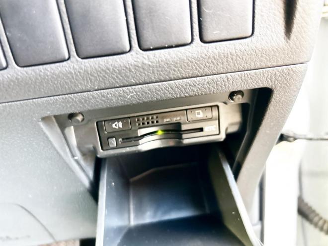 ヴェルファイア2.4ZプラチナセレクションⅡ 4WD　ローンが不安な方＜優遇ローン＞両側パワースライドドア　純正ナビ　バックカメラ 4WD
