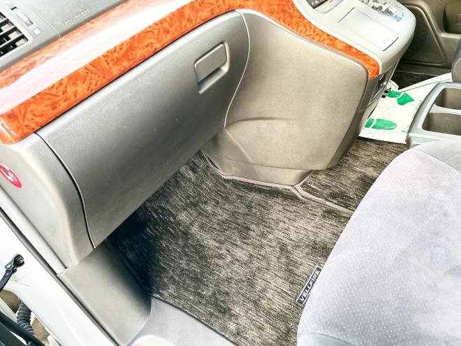 ヴェルファイア2.4ZプラチナセレクションⅡ 4WD　ローンが不安な方＜優遇ローン＞両側パワースライドドア　純正ナビ　バックカメラ 4WD