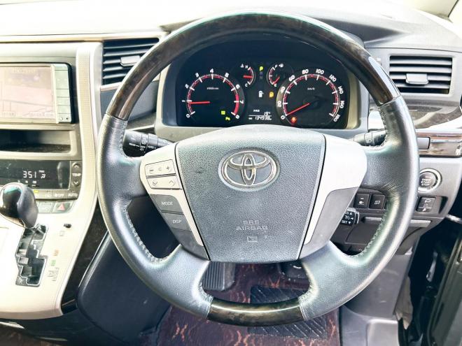 アルファード3.5 350Sタイプゴールド 4WD　ローンが不安な方＜優遇ローン＞両側パワースライドドア　純正ナビ　フルセグTV　バックカメラ 4WD