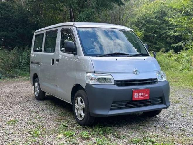 タウンエースバン1.5 DX 4WD　パワステ　純正ナビ　社外アルミ　ABS　ETC　横滑り防止　盗難防止装置 1500