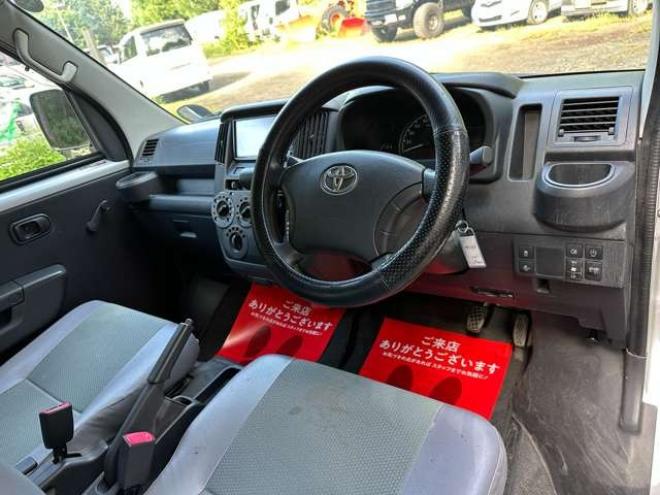 タウンエースバン1.5 DX 4WD　パワステ　純正ナビ　社外アルミ　ABS　ETC　横滑り防止　盗難防止装置 1500