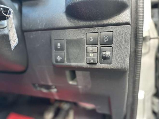 タウンエースバン1.5 DX 4WD　パワステ　純正ナビ　社外アルミ　ABS　ETC　横滑り防止　盗難防止装置 1500