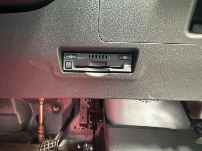 タウンエースバン1.5 DX 4WD　パワステ　純正ナビ　社外アルミ　ABS　ETC　横滑り防止　盗難防止装置 1500