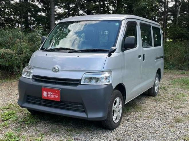 タウンエースバン1.5 DX 4WD　パワステ　純正ナビ　社外アルミ　ABS　ETC　横滑り防止　盗難防止装置 1500