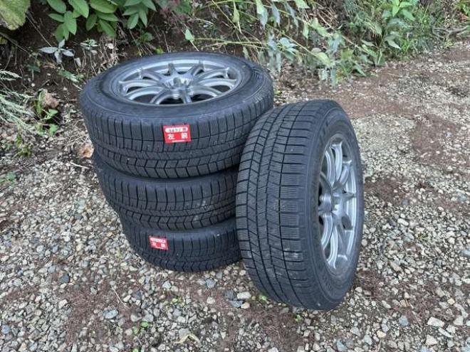 フォレスター2.0XT アイサイト 4WD　ターボ　記録簿　パワステ　パワーウィンドウ　サンルーフ　社外ナビ　ワンセグ　バックカメラ　純正アルミ　ABS　キーレス　ETC　電動リアゲート　シートヒーター　電動シート　盗難防止装置　クルコン 2000