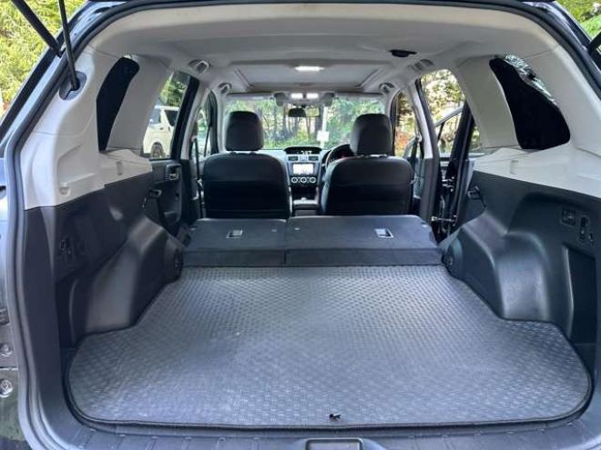 フォレスター2.0XT アイサイト 4WD　ターボ　記録簿　パワステ　パワーウィンドウ　サンルーフ　社外ナビ　ワンセグ　バックカメラ　純正アルミ　ABS　キーレス　ETC　電動リアゲート　シートヒーター　電動シート　盗難防止装置　クルコン 2000