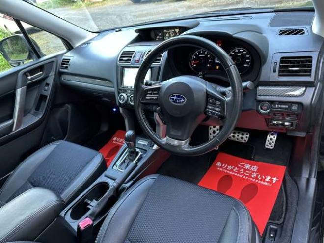 フォレスター2.0XT アイサイト 4WD　ターボ　記録簿　パワステ　パワーウィンドウ　サンルーフ　社外ナビ　ワンセグ　バックカメラ　純正アルミ　ABS　キーレス　ETC　電動リアゲート　シートヒーター　電動シート　盗難防止装置　クルコン 2000