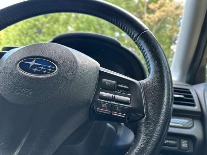 フォレスター2.0XT アイサイト 4WD　ターボ　記録簿　パワステ　パワーウィンドウ　サンルーフ　社外ナビ　ワンセグ　バックカメラ　純正アルミ　ABS　キーレス　ETC　電動リアゲート　シートヒーター　電動シート　盗難防止装置　クルコン 2000