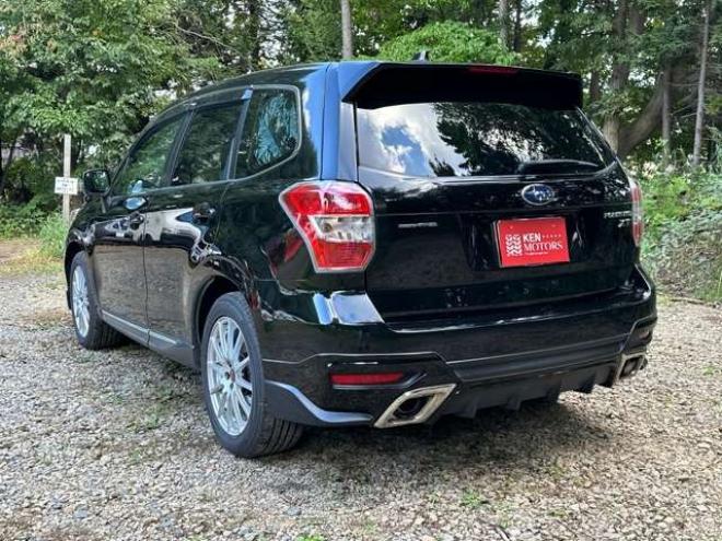 フォレスター2.0XT アイサイト 4WD　ターボ　記録簿　パワステ　パワーウィンドウ　サンルーフ　社外ナビ　ワンセグ　バックカメラ　純正アルミ　ABS　キーレス　ETC　電動リアゲート　シートヒーター　電動シート　盗難防止装置　クルコン 2000