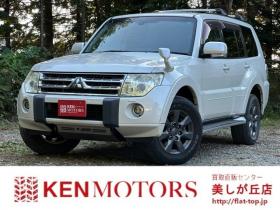 パジェロ　3.2 ロング エクシード ディーゼルターボ 4WD　純正ナビ　バックカメラ　パワステ　パワーウィンドウ　純正アルミ　ABS　キーレス　シートヒーター 3200