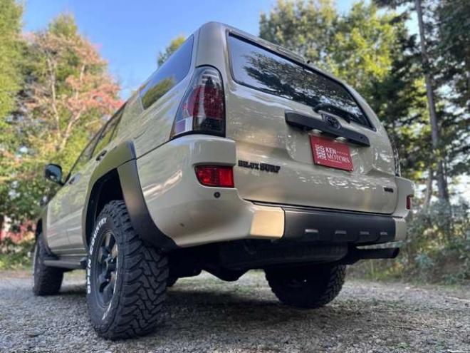 ハイラックスサーフ2.7 SSR-X アメリカンバージョン 4WD　コンビハンドル　社外ナビ　バックカメラ　ETC　社外スターター　社外ヘッドライト　シートカバー　パワーウィンドウ　パワステ　純正アルミ　ABS　キーレス　社外テール　社外グリル 2700