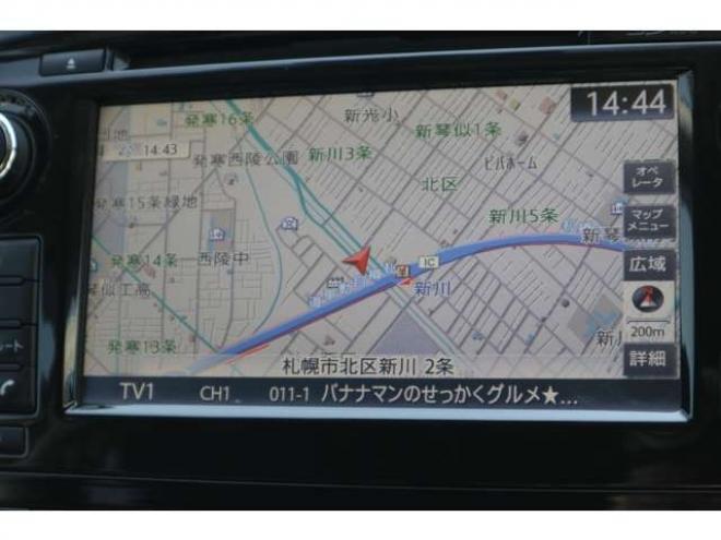 エクストレイル2.0 20Xtt エマージェンシーブレーキパッケージ 2列車 4WD　純正ナビ　全方位カメラ　ETC ハンズフリー付き電動バックドア　LEDヘッドライト　エマージェンシーブレーキサポート 2000