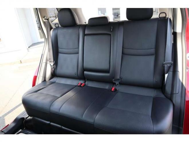 エクストレイル2.0 20Xtt エマージェンシーブレーキパッケージ 2列車 4WD　純正ナビ　全方位カメラ　ETC ハンズフリー付き電動バックドア　LEDヘッドライト　エマージェンシーブレーキサポート 2000