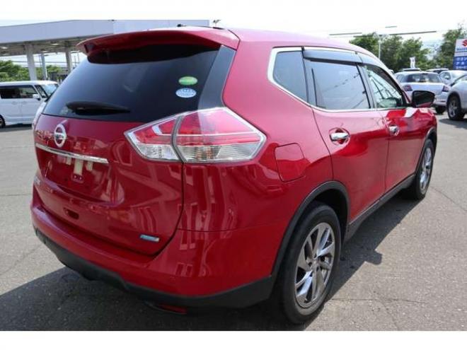 エクストレイル2.0 20Xtt エマージェンシーブレーキパッケージ 2列車 4WD　純正ナビ　全方位カメラ　ETC ハンズフリー付き電動バックドア　LEDヘッドライト　エマージェンシーブレーキサポート 2000