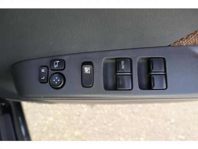 モコX FOUR 4WD　ディスプレイ付CDプレイヤー　ETC　純正エンジンスターター　シートヒーター 660