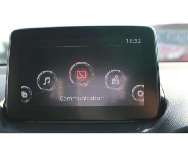 MAZDA21.5 15S 4WD　純正ナビ　ETC　LEDライト　車線逸脱警報　パーキングセンサー　ヘッドライトウォッシャー　車線逸脱警報　オートライト 1500