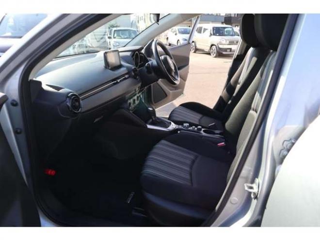 MAZDA21.5 15S 4WD　純正ナビ　ETC　LEDライト　車線逸脱警報　パーキングセンサー　ヘッドライトウォッシャー　車線逸脱警報　オートライト 1500