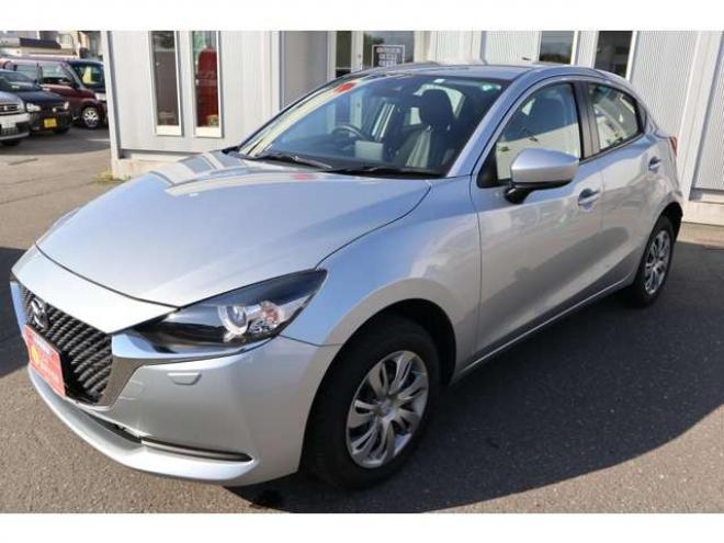 MAZDA21.5 15S 4WD　純正ナビ　ETC　LEDライト　車線逸脱警報　パーキングセンサー　ヘッドライトウォッシャー　車線逸脱警報　オートライト 1500