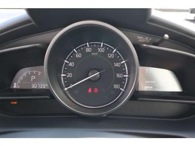 MAZDA21.5 15S 4WD　純正ナビ　ETC　LEDライト　車線逸脱警報　パーキングセンサー　ヘッドライトウォッシャー　車線逸脱警報　オートライト 1500
