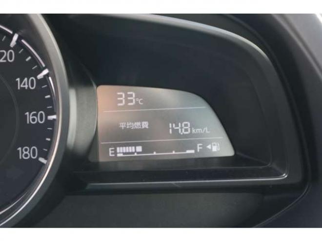 MAZDA21.5 15S 4WD　純正ナビ　ETC　LEDライト　車線逸脱警報　パーキングセンサー　ヘッドライトウォッシャー　車線逸脱警報　オートライト 1500