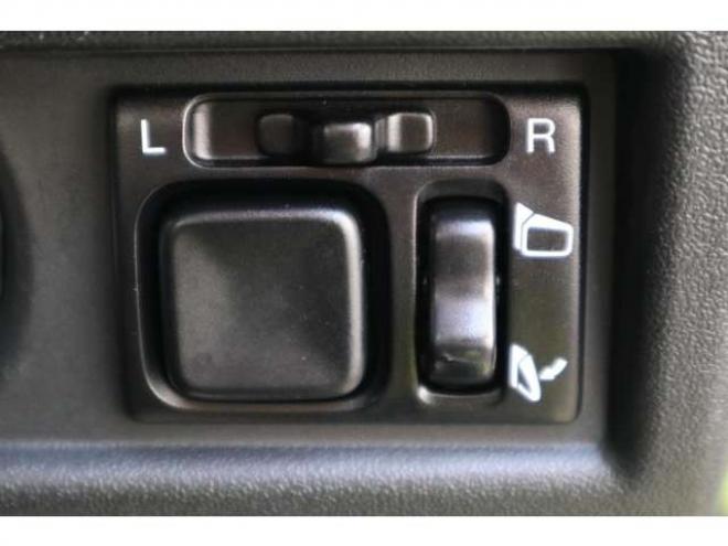 ジムニーXC 4WD　LEDヘッドライト　ヘッドライトウォッシャー　オートライト　デュアルセンサーブレーキサポート　シートヒーター 660