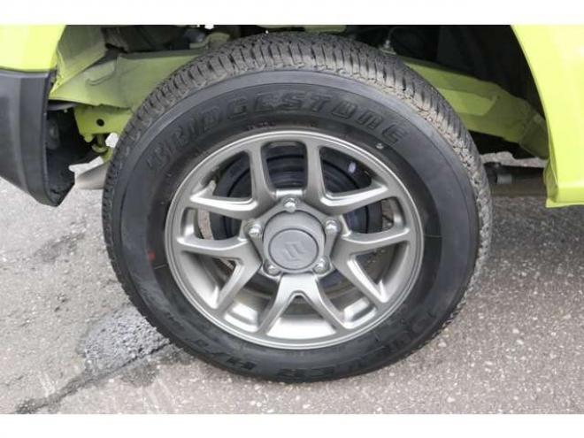 ジムニーXC 4WD　LEDヘッドライト　ヘッドライトウォッシャー　オートライト　デュアルセンサーブレーキサポート　シートヒーター 660