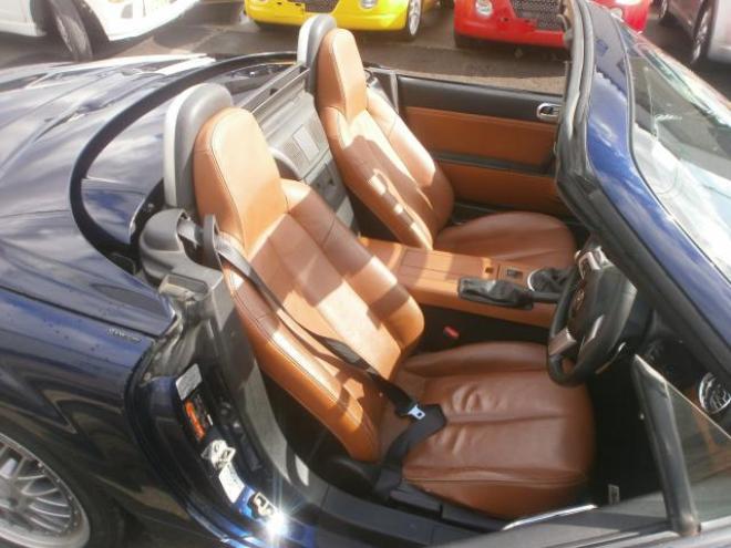ロードスター 2000 2Dr