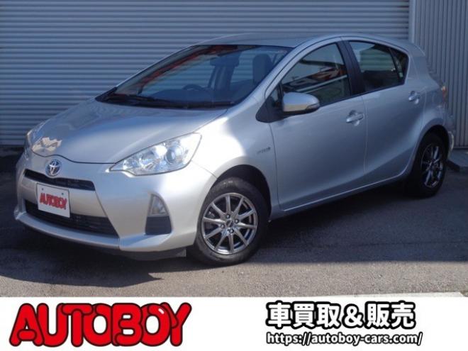 アクア1.5 L　社外ナビ　バックカメラ　キーレス 2WD 1500