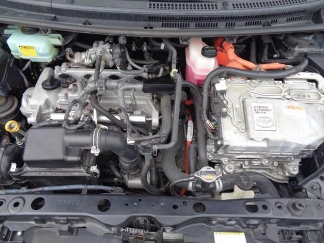 アクア1.5 S　スマートキー　純正ナビ　バックカメラ 2WD 1500