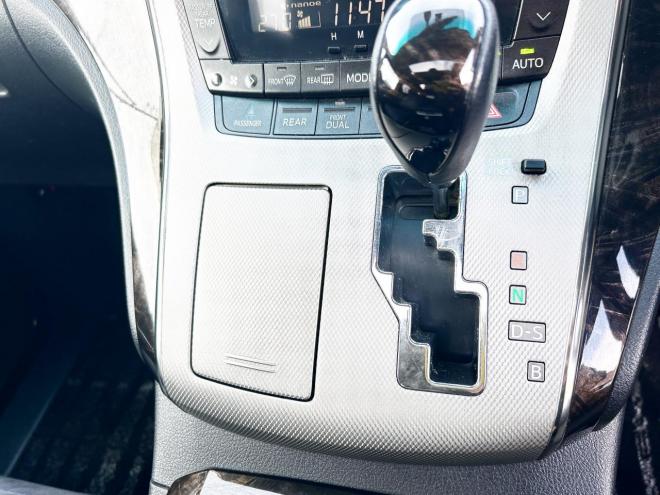 ヴェルファイアハイブリッド2.4ZR 4WD　ローンが不安な方＜優遇ローン＞本州仕入　ダブルサンルーフ　両側パワースライドドア 4WD