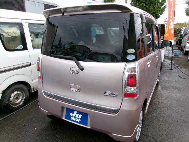 タントエクゼ カスタム S 4WD 660 5Dr