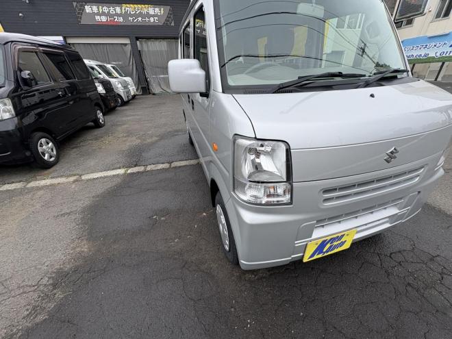 エブリィEVERY VAN 4WD JION TURBO寒冷地仕様　軽快軽ぱこ入庫　地デジナビ　キーレス　リアヒーター　エンジンオイル交換　フロントパット交換　ファンベルト交換　AFT交換　 4WD 660 5Dr