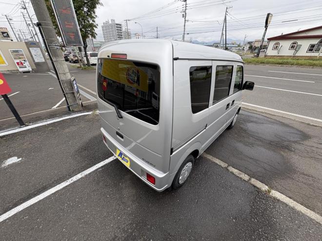 エブリィEVERY VAN 4WD JION TURBO寒冷地仕様　軽快軽ぱこ入庫　地デジナビ　キーレス　リアヒーター　エンジンオイル交換　フロントパット交換　ファンベルト交換　AFT交換　 4WD 660 5Dr