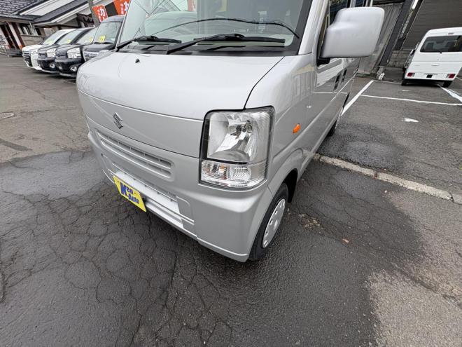 エブリィEVERY VAN 4WD JION TURBO寒冷地仕様　軽快軽ぱこ入庫　地デジナビ　キーレス　リアヒーター　エンジンオイル交換　フロントパット交換　ファンベルト交換　AFT交換　 4WD 660 5Dr
