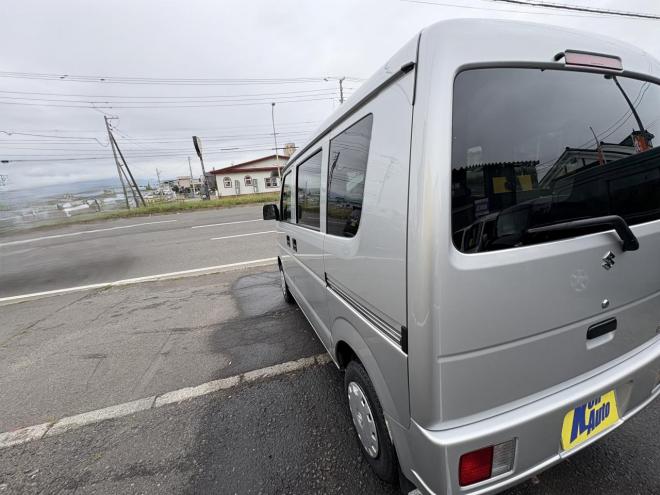 エブリィEVERY VAN 4WD JION TURBO寒冷地仕様　軽快軽ぱこ入庫　地デジナビ　キーレス　リアヒーター　エンジンオイル交換　フロントパット交換　ファンベルト交換　AFT交換　 4WD 660 5Dr