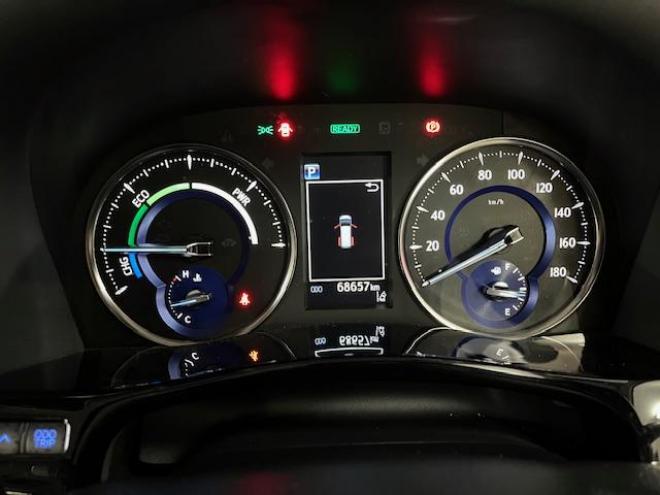 アルファードハイブリッドＳＲ　本州仕入　寒冷地仕様　禁煙車　ＪＢＬサウンド　プリクラッシュ　レーダークルーズ　純正１７インチＡＷ　社外１７ＡＷ＋スタッドレスタイヤ付　純正ナビ（フルセグ地デジ　ＤＶＤ再生　Ｂｌｕｅｔｏｏｔｈ）＋バックカメラ　全方位カメラ　デジタルインナーミラー　両側パワースライドドア　パワーバックドア　純正ブラックレザーシート　電動オットマン　ＬＥＤヘッドライト　前後ドライブレコーダー 4WD 2500 5Dr