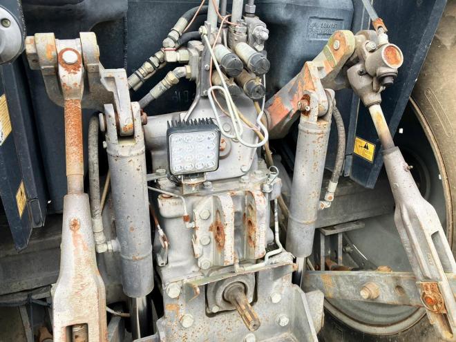 トラクターイセキ　中古　BIGT88