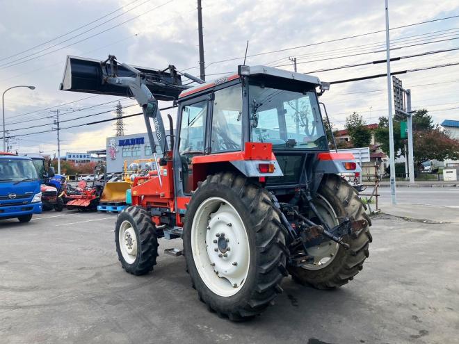トラクタークボタ　中古　M1-85DT