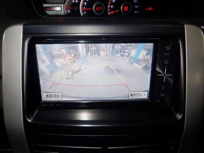 ヴォクシー2.0 ZS 4WD　後期型・ナビ・TV・B/T・Bカメラ・リアモニター・両側電動・スマートキー・プッシュスタート・ワイパーデアイサー・リアヒーター・パドルシフト・フォグランプ・寒冷地仕様 2000