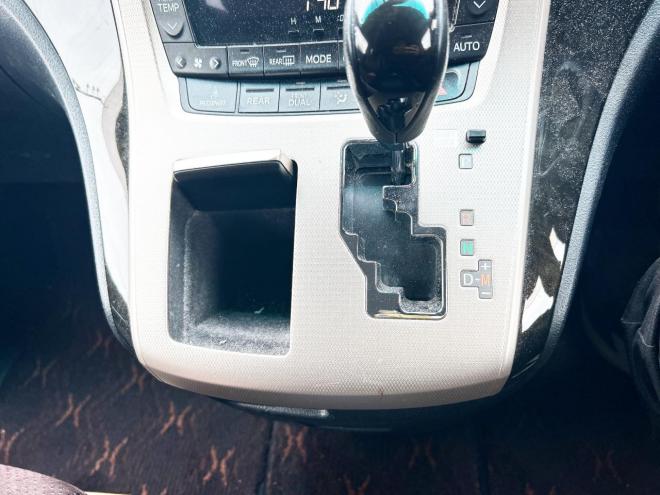 アルファード2.4 240SタイプゴールドⅡ 4WD　ローンが不安な方＜優遇ローン＞本州仕入　両側パワースライドドア　パワーバックドア 4WD