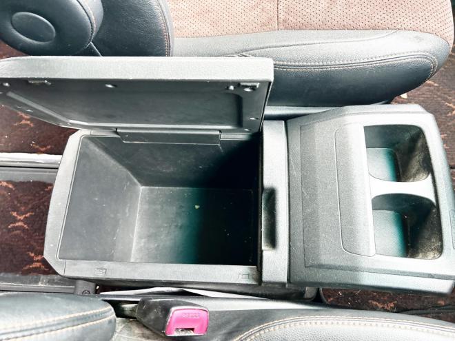 アルファード2.4 240SタイプゴールドⅡ 4WD　ローンが不安な方＜優遇ローン＞本州仕入　両側パワースライドドア　パワーバックドア 4WD