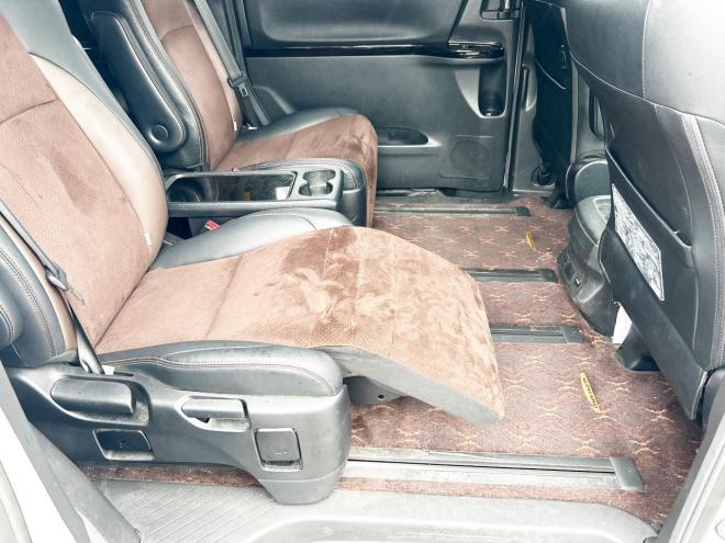 アルファード2.4 240SタイプゴールドⅡ 4WD　ローンが不安な方＜優遇ローン＞本州仕入　両側パワースライドドア　パワーバックドア 4WD
